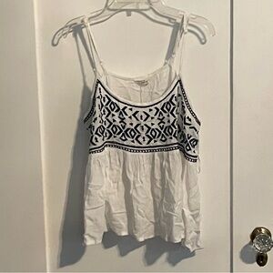 NWT SIM & SAM WHITE EMBROIDERED BOHEMIAN FESTIVAL TANK STRAP TOP